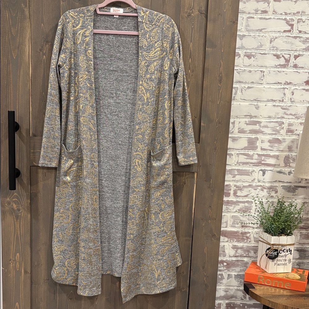 Lularoe Bundle Soft, Flattering & Effortless Style - image 3